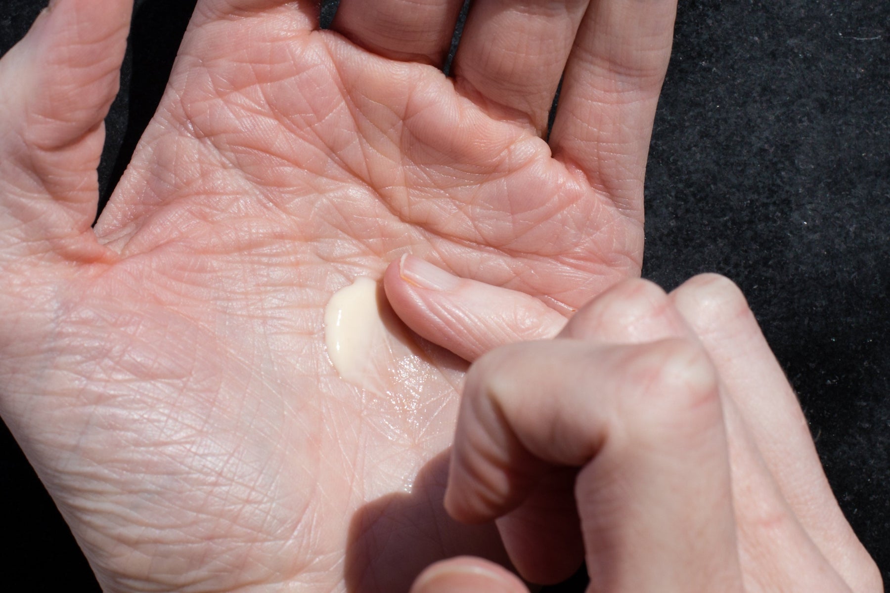Lush facial moisturizer dosing amount